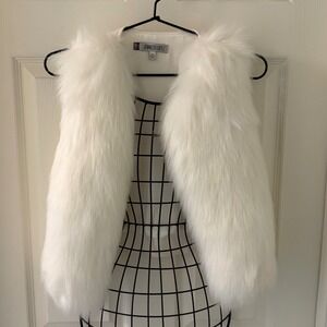 Jennifer Lopez Womens White Faux Fur Vest Open Front Glam Shaggy XS